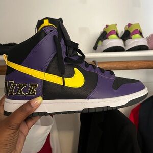 Nike Dunk High EMB Lakers